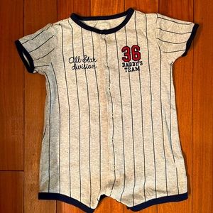 Carter’s 18mo romper body suit